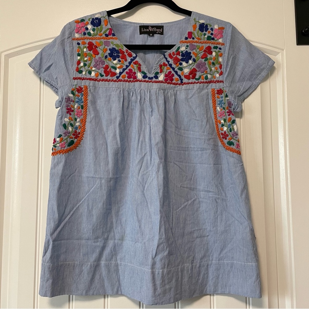 LIZA BYRD Striped Cotton Garden Party Embroidered Top Size: Small